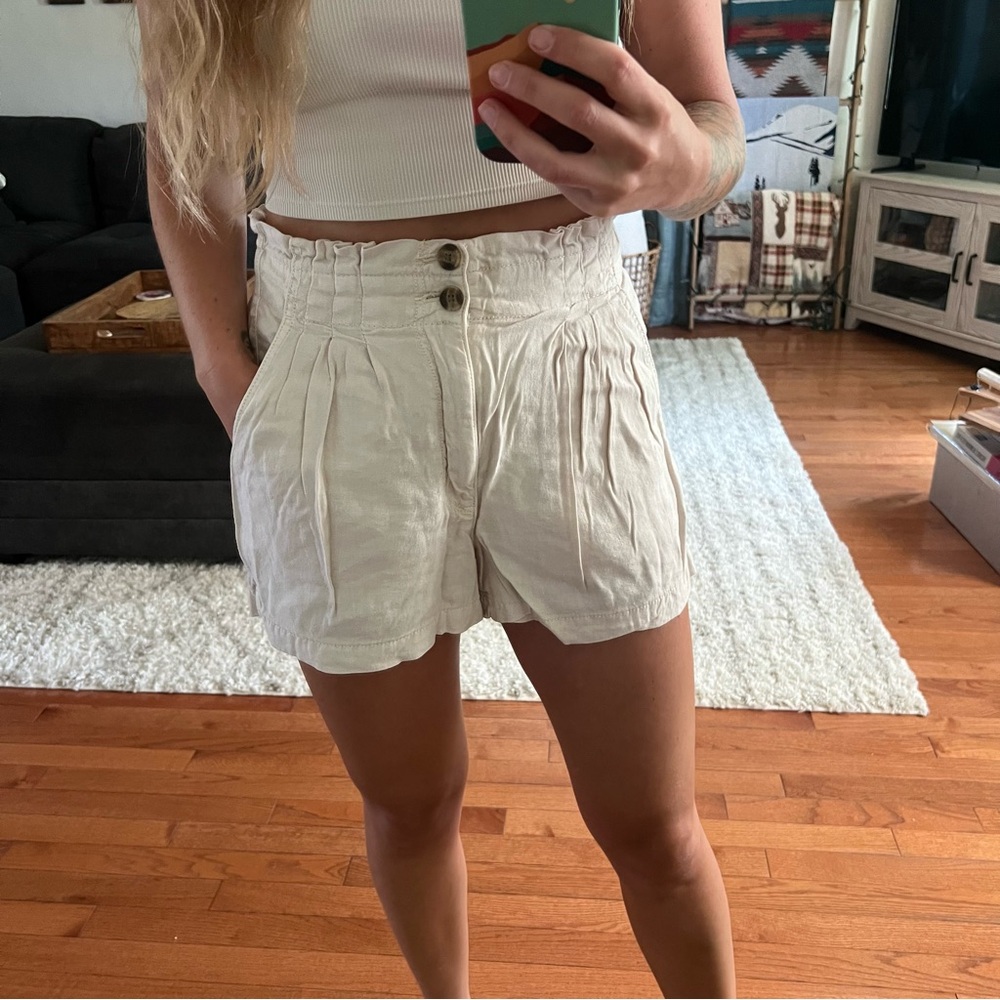 American Eagle Linen High Waist Ruffle Shorts